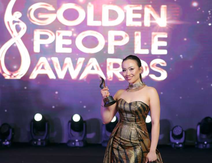 ​Qırğızıstanlı müğənni Akulova Malika Dina “Global Golden People Awards 2023”ün ulduzu oldu