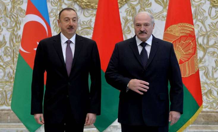 Lukaşenko Azərbaycan dövlət başçısına 