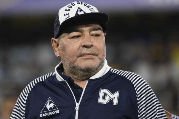 Maradonanın oğlu atasının ödürüldüyünü iddia etdi