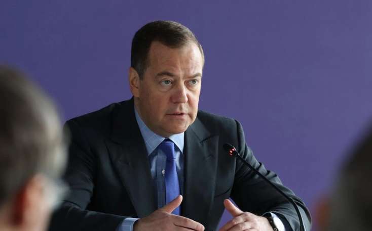 Dmitri Medvedev Prezident İlham Əliyevə təbrik məktubu göndərdi