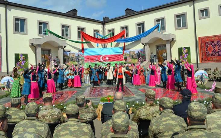 Azərbaycan Ordusu Novruz bayramını 
