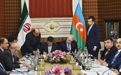 Azərbaycan-İran sənədləri imzalanıb