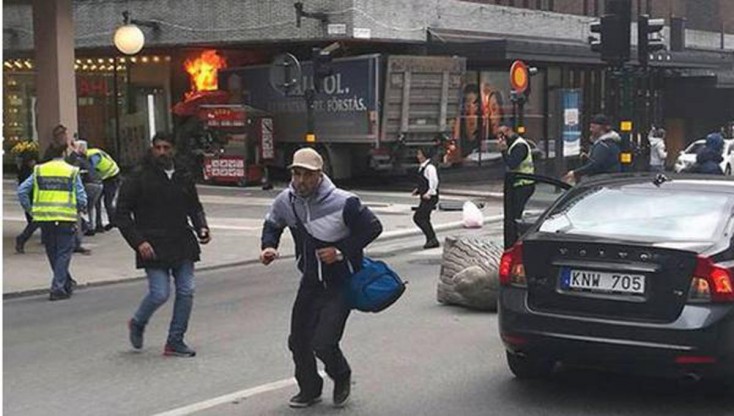 Baş nazir Stokholmdakı insidenti terror aktı adlandırdı