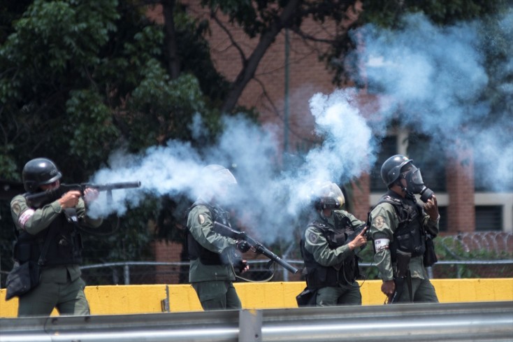 Venesuelada etiraz aksiyaları səngimək bilmir