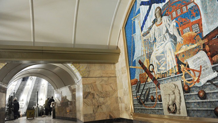 Sankt-Peterburqda metro bağlandı