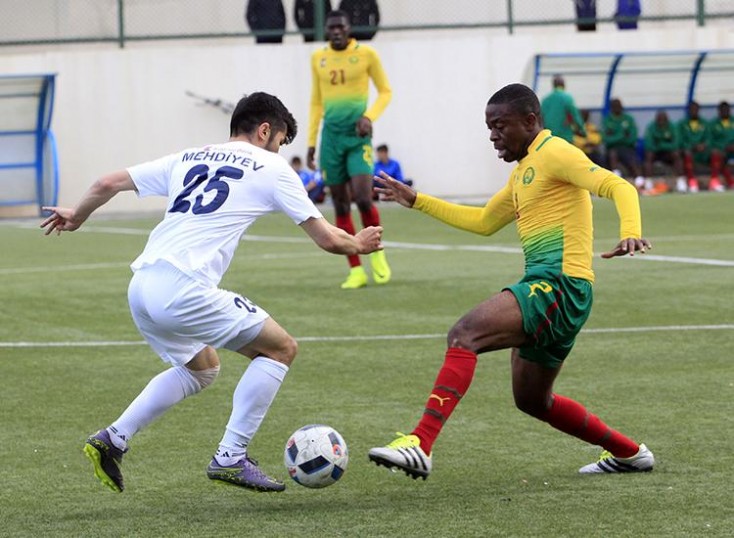 "Sumqayıt" Kamerun millisi ilə heç-heçə etdi