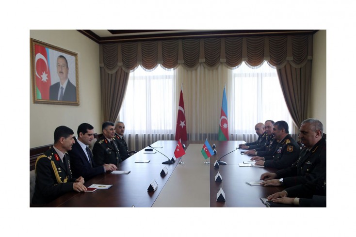 Zakir Həsənov Türkiyə Quru Qoşunları komandanı ilə görüşüb -