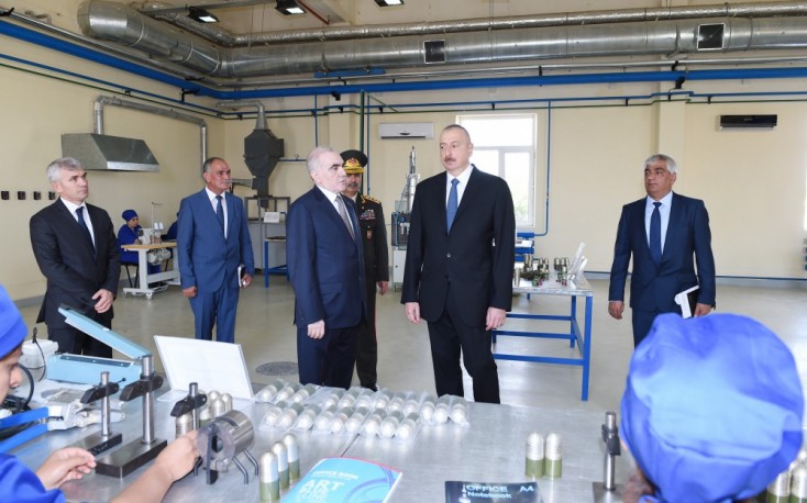 İlham Əliyev yeni zavodun açılışında iştirak edib 