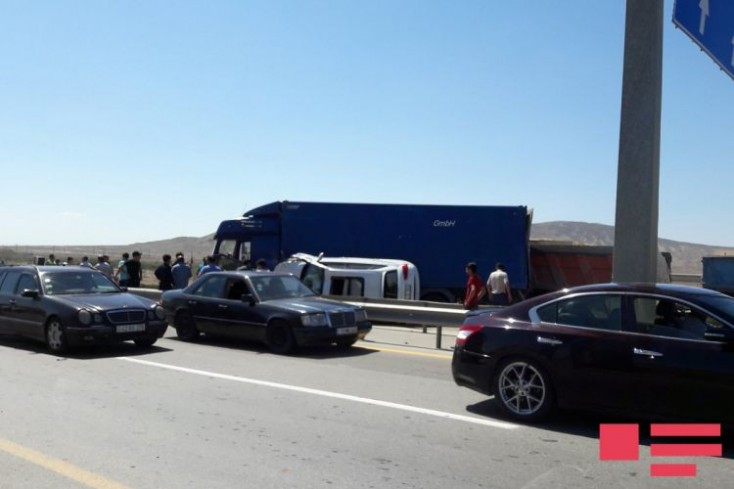Bakı-Qazax yolunda dörd avtomobil toqquşub