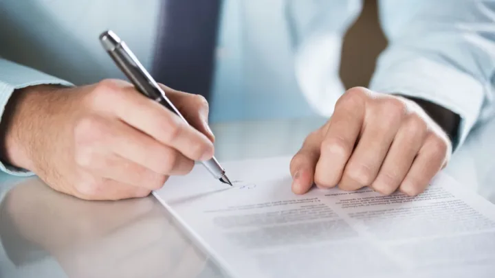 AMB bu sığorta agentinin lisenziyasını ləğv etdi