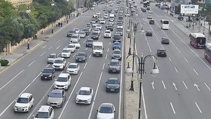 Bakının bu yollarında tıxac yarandı -