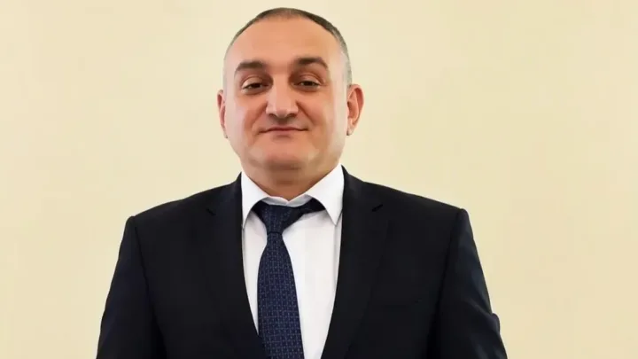Elşən Babayev işdən çıxarıldı