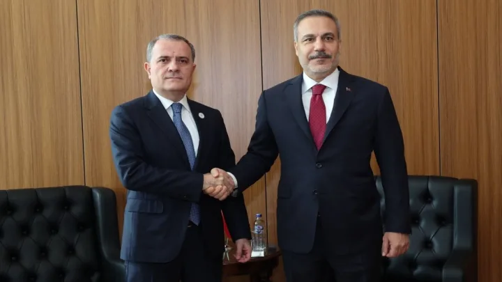Azərbaycan və Türkiyə XİN rəhbərləri görüşdü -