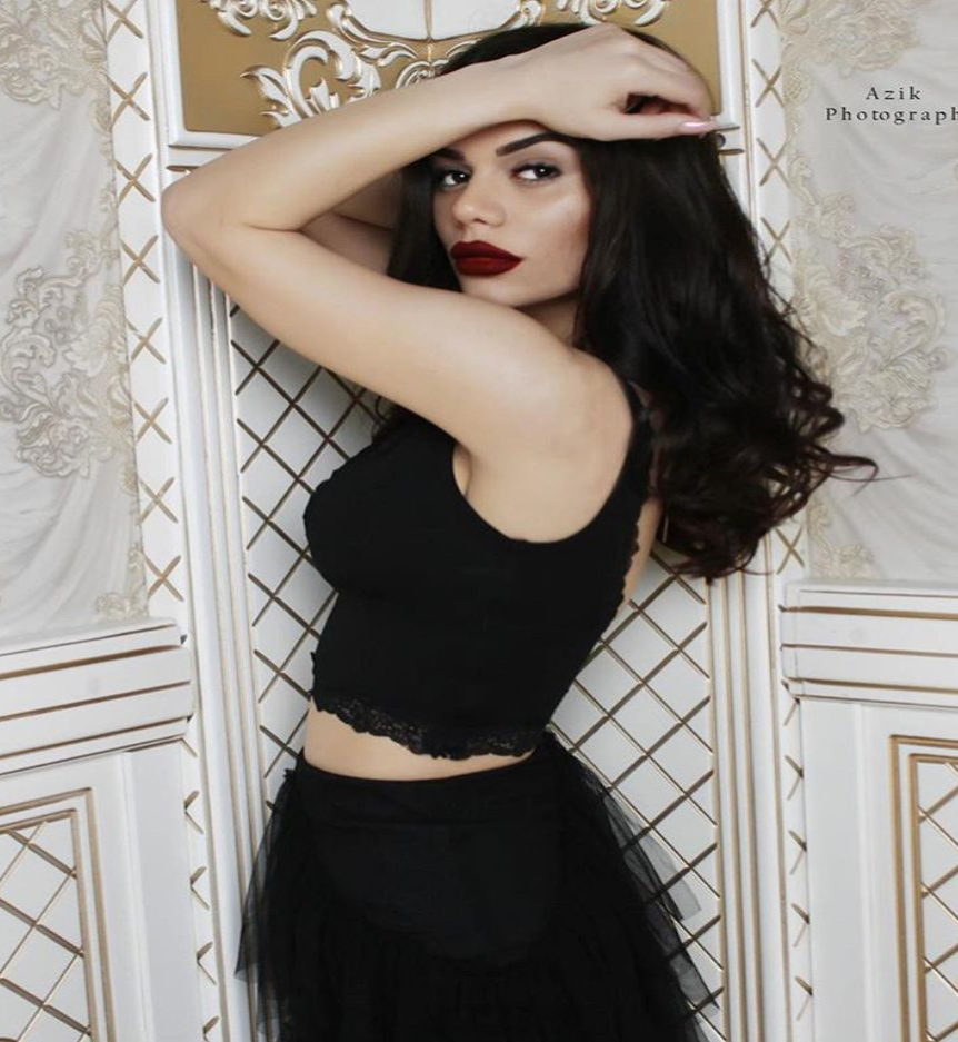 Aysundan cazibədar 