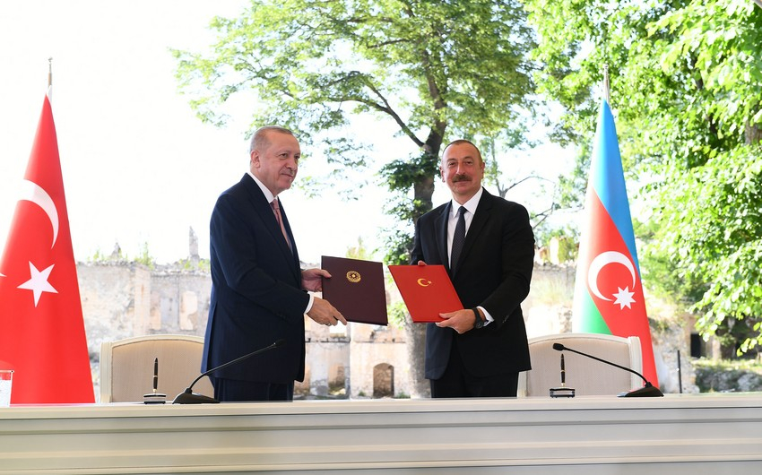 Azerbaycan parlamenti Susa Beyannamesini tesdiqleyib