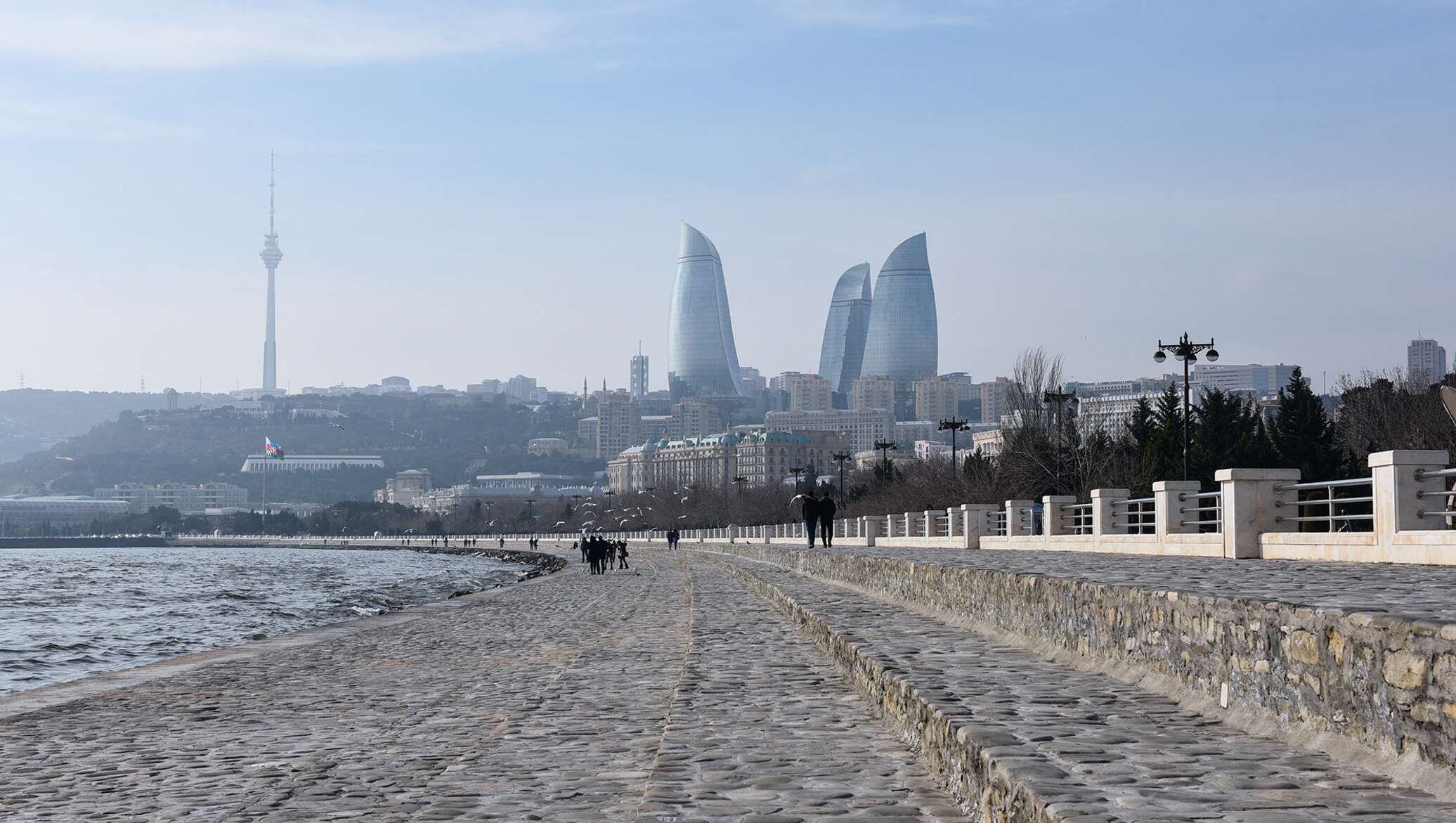 Погода в баку вода в море