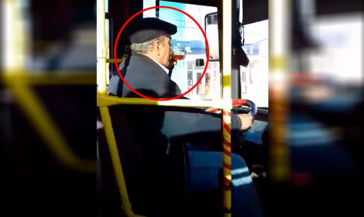 Sərnişinlərin həyatını təhlükəyə atan avtobus sürücüsü 