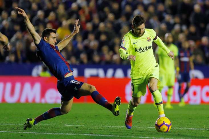 Messi "Barselona"da 43-cü dəfə het-trik edib