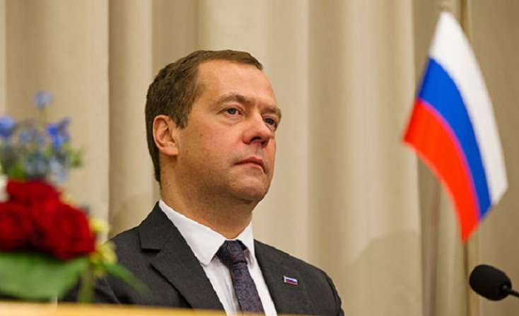 Medvedev Əli Əsədovu