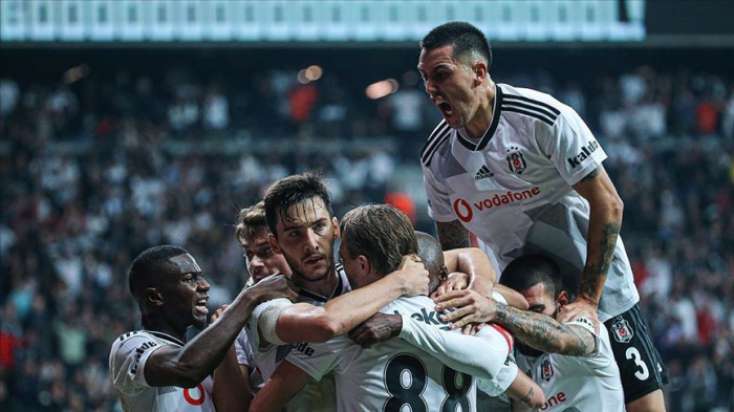 “Qalatasaray” "Beşiktaş"la bacarmadı