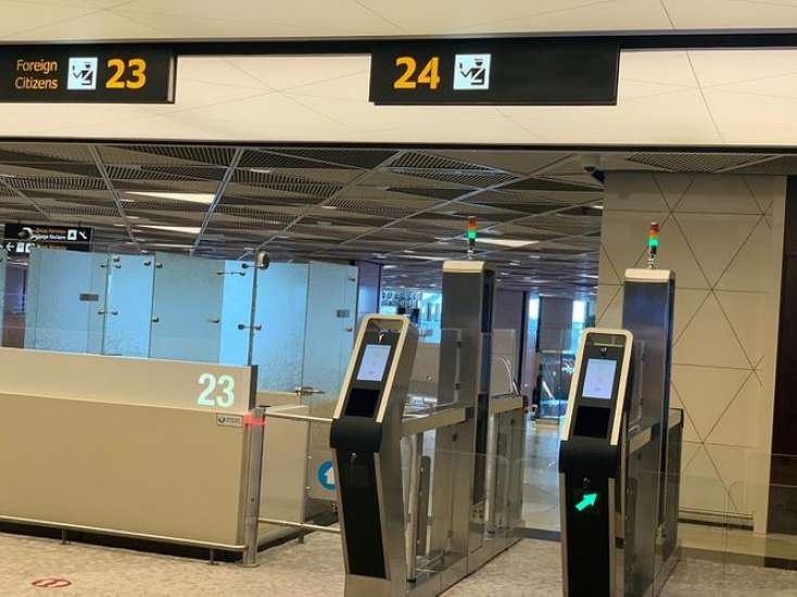 Heydər Əliyev Beynəlxalq Aeroportunda elektron qapılar quraşdırılıb