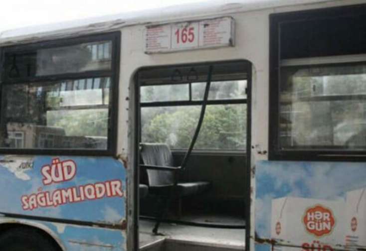Bakıda marşrut avtobusu qəza törətdi: 
