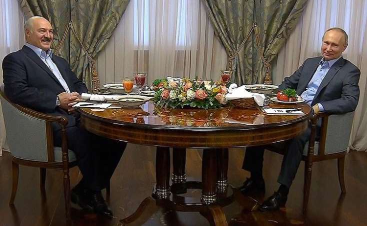Putin və Lukaşenko Soçidə görüşdülər