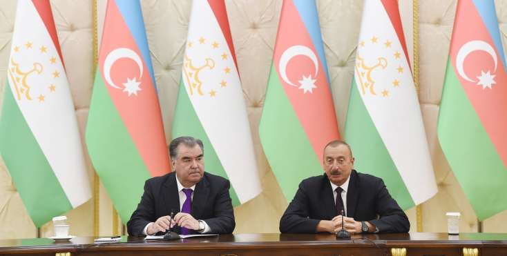 Azərbaycan və Tacikistan prezidentləri arasında telefon danışığı olub
