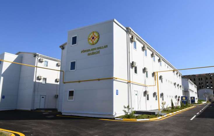 Prezident İlham Əliyev  Bakının Xətai rayonunda modul tipli hospitalın açılışında iştirak edib