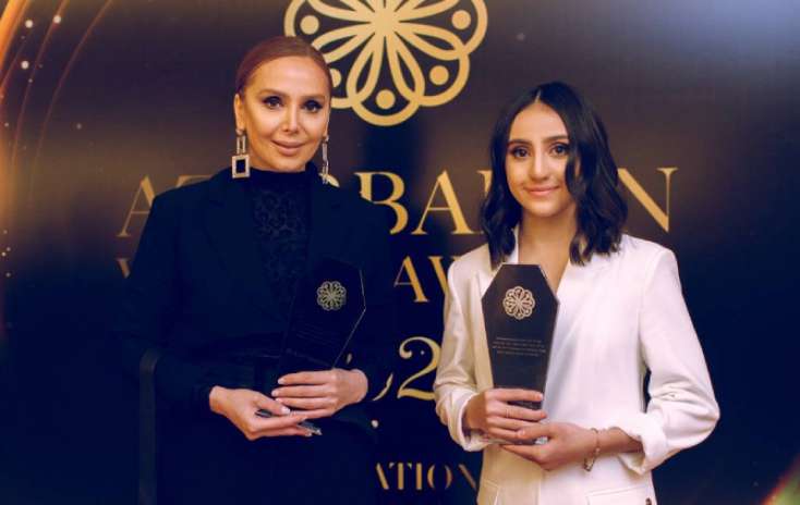 Azərbaycanlı gimnast anası ilə bərabər "Azerbaijan Woman Awards"a layiq görüldü - 