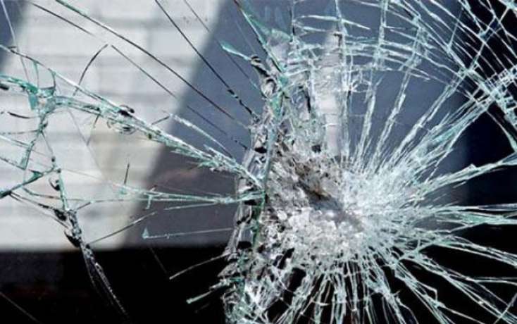 Sabirabadda “Kamaz” aşdı, iki nəfər yaralandı