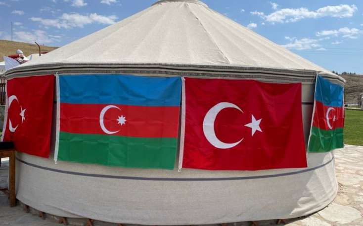 Türkiyədə Azərbaycan mədəniyyət çadırının açılışı olub