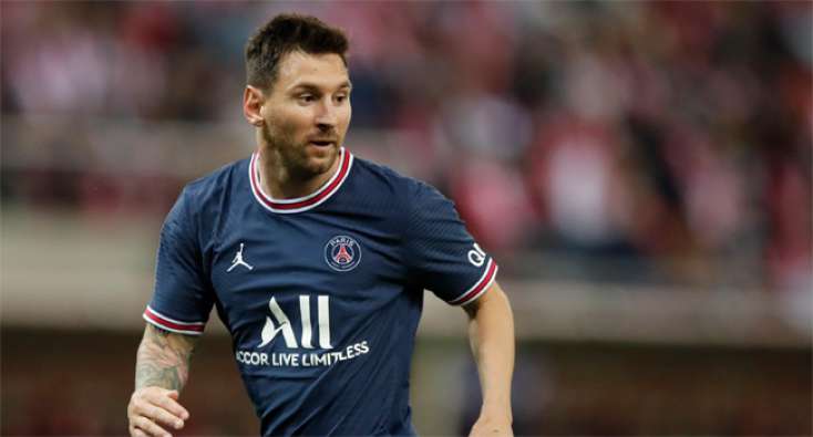 Messi  Fransa PSJ-sində ilk oyununa çıxıb