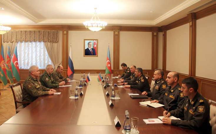 Zakir Həsənov Rusiya sülhməramlılarının yeni komandanı ilə görüşüb