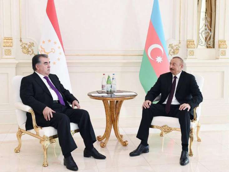 Azərbaycan və Tacikistan Prezidentləri arasında telefon danışığı olub