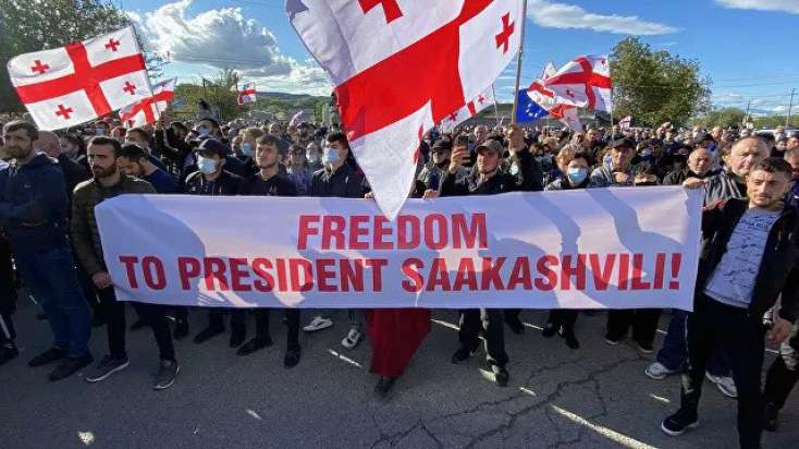 Saakaşvilinin azad edilməsi tələb ilə aksiya keçirilib