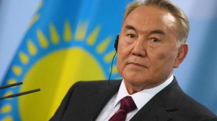 Nazarbayev prezidentlərlə birgə şəkil çəkdirmək istəmədi -