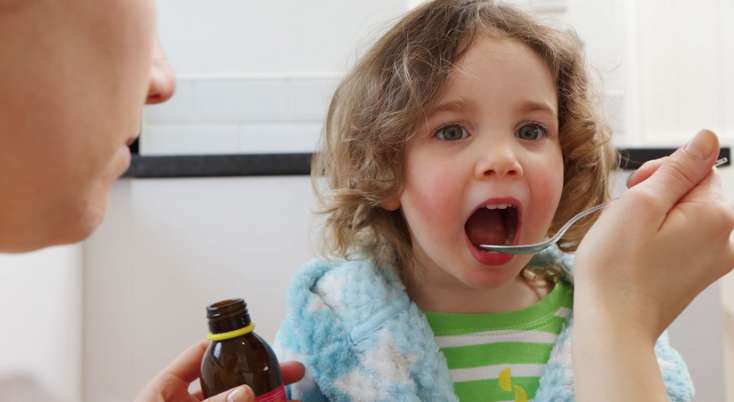 Pediatr uşağına vitamin verən valideynlərə çağırış edib