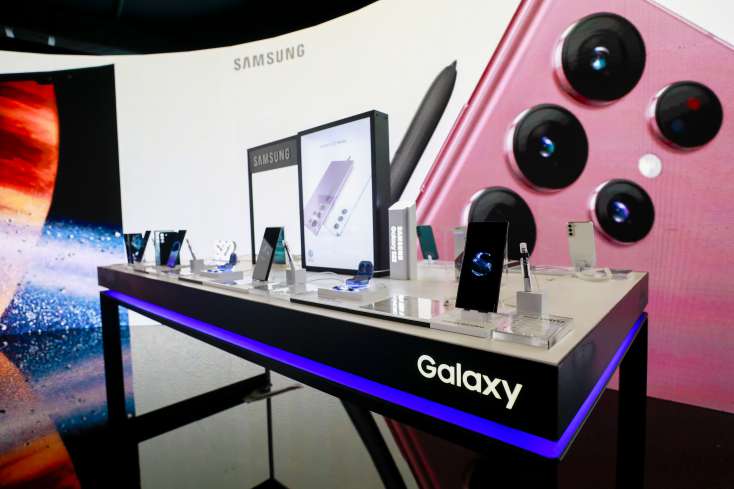 Yeni "Samsung Galaxy S22"nin təqdimatı olub - 