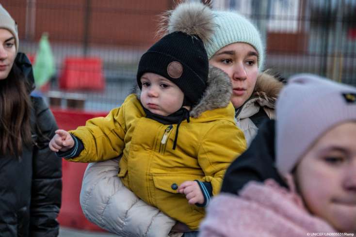 1 milyondan çox uşaq Ukraynadan qaçqın düşüb