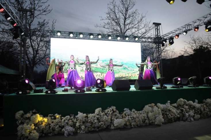 Nizami rayonunda “Şuşalı Novruzunuz mübarək” adlı bayram konserti keçirilib - 