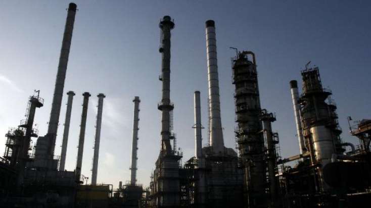 ​İran neft hasilatını gündəlik 3,8 milyon barrelə çatdırdı