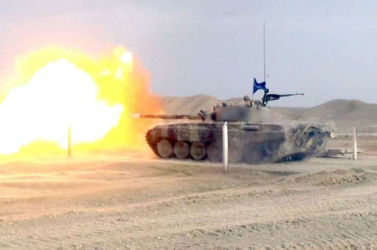 Azərbaycan Ordusunda “Ən yaxşı tank heyəti” adı uğrunda yarışlar keçirilir - VİDEO