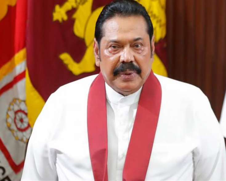 Şri-Lankanın Baş naziri istefa verdi