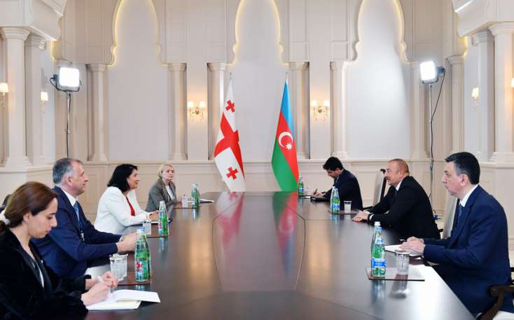 İlham Əliyev Gürcüstan Prezidenti ilə görüşüb - 