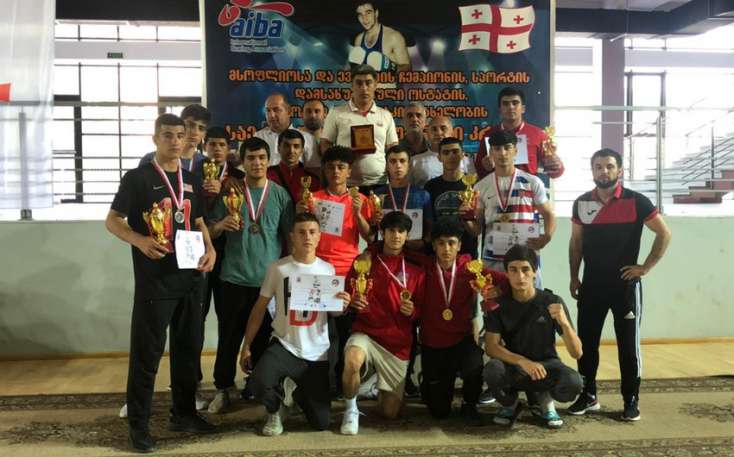 Azərbaycan boksçuları beynəlxalq turnirdə 10 medalla 