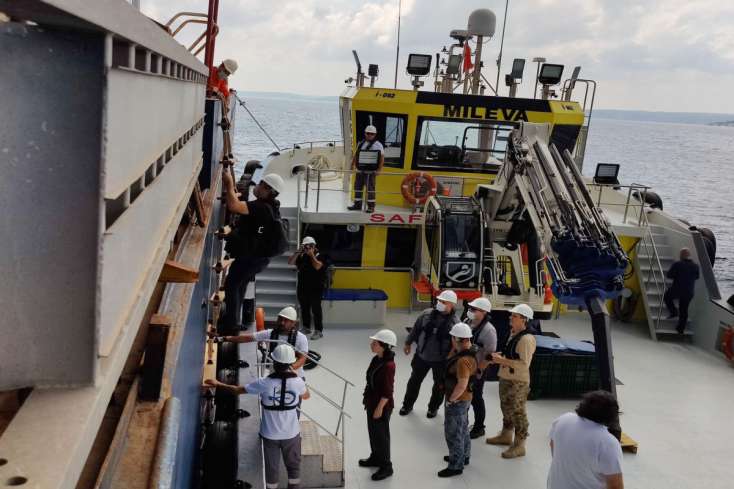 Ukraynadan gələn gəminin İstanbulda yoxlanışı başa çatıb