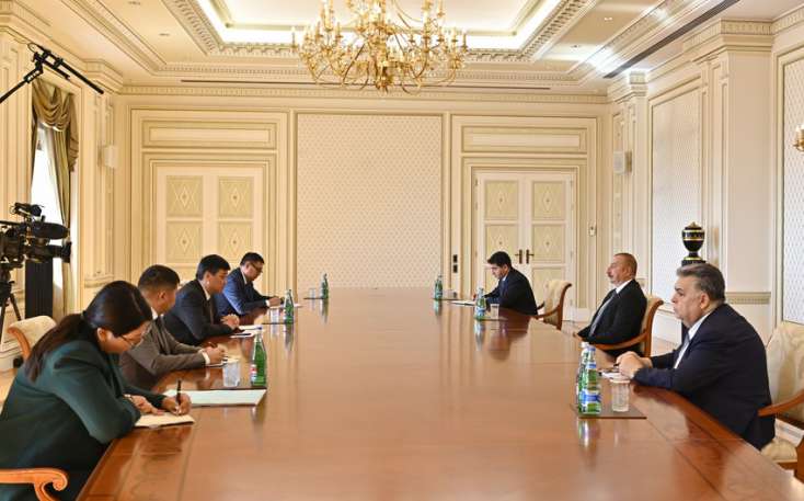 Prezident İlham Əliyev Qırğızıstan Nazirlər Kabinetinin sədr müavinini qəbul edib - 