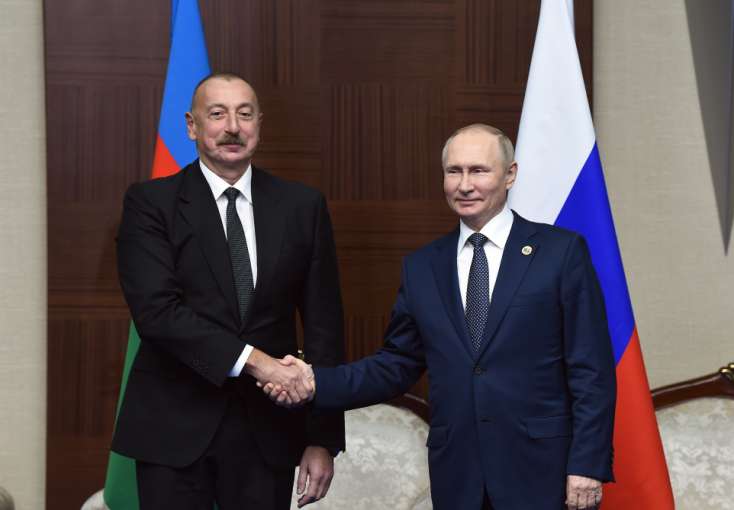 İham Əliyev və Vladimir Putin Astanada görüşüblər - 