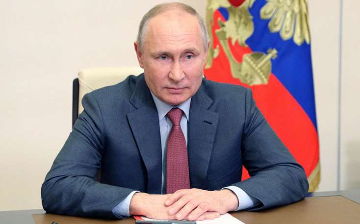 Putin Təhlükəsizlik Şurasını topladı 